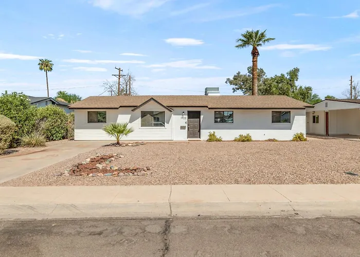New Modern With Pool 4bd 2ba Сasa de vacaciones Tempe